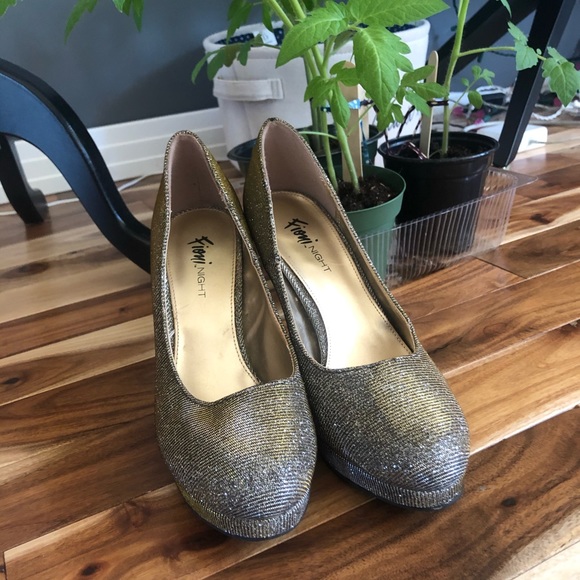 Metallic Pumps - Picture 6 of 6